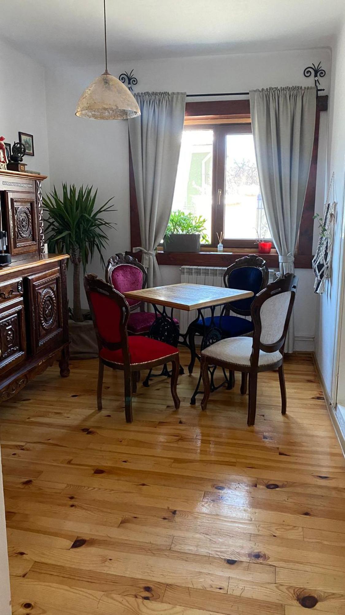 Home Of Art Rîşnov 外观 照片